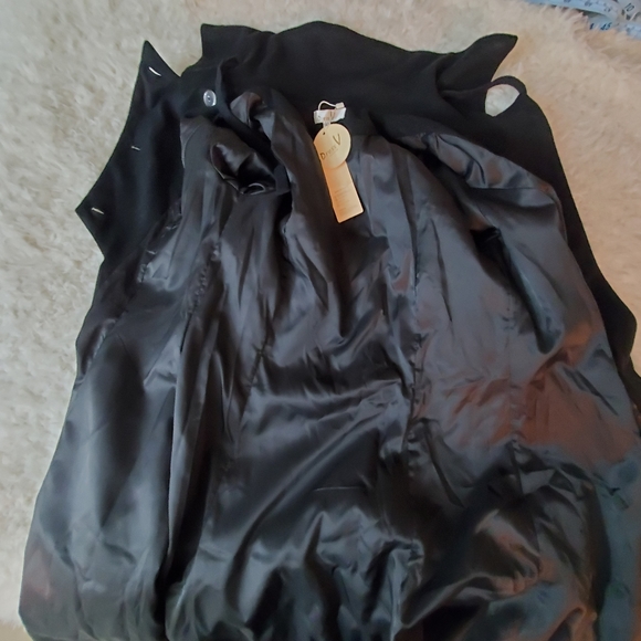Gorgeous Long Black Dressy Coat NWT - Picture 9 of 12